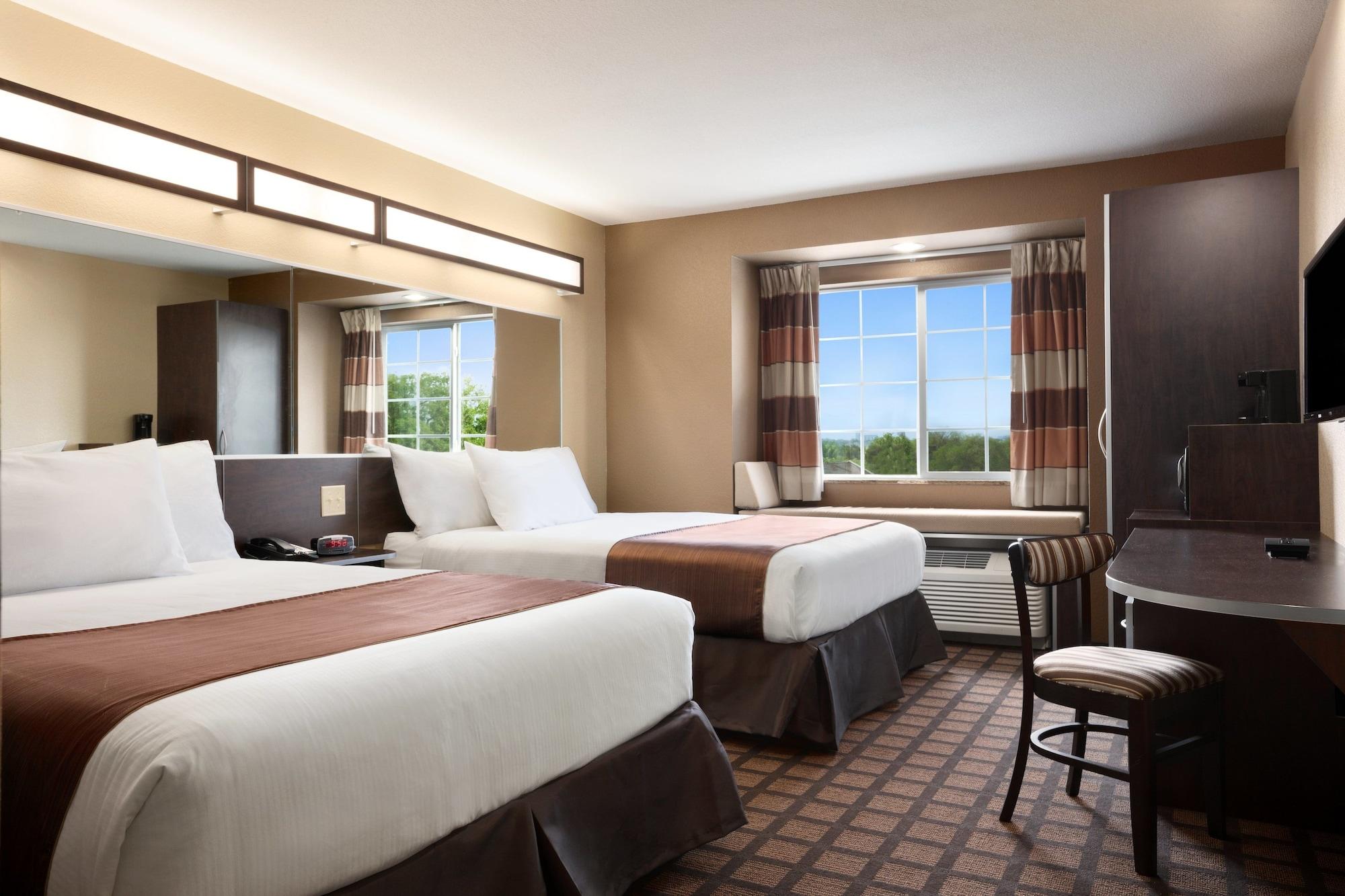 Garner Hotel Gonzales By Ihg Exterior foto
